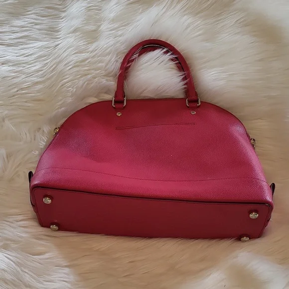 Coach - Picture 5 of 6